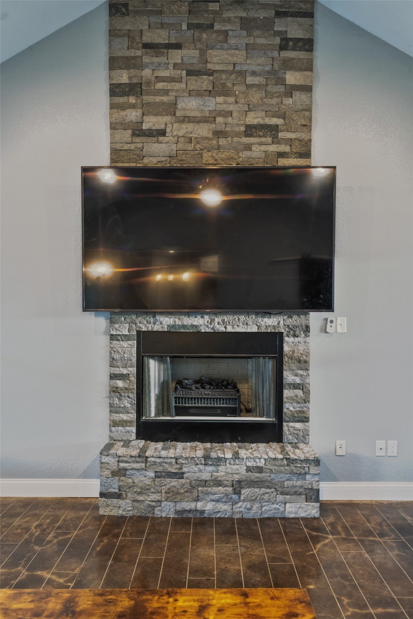 3518 Rhonni Court – photo 4