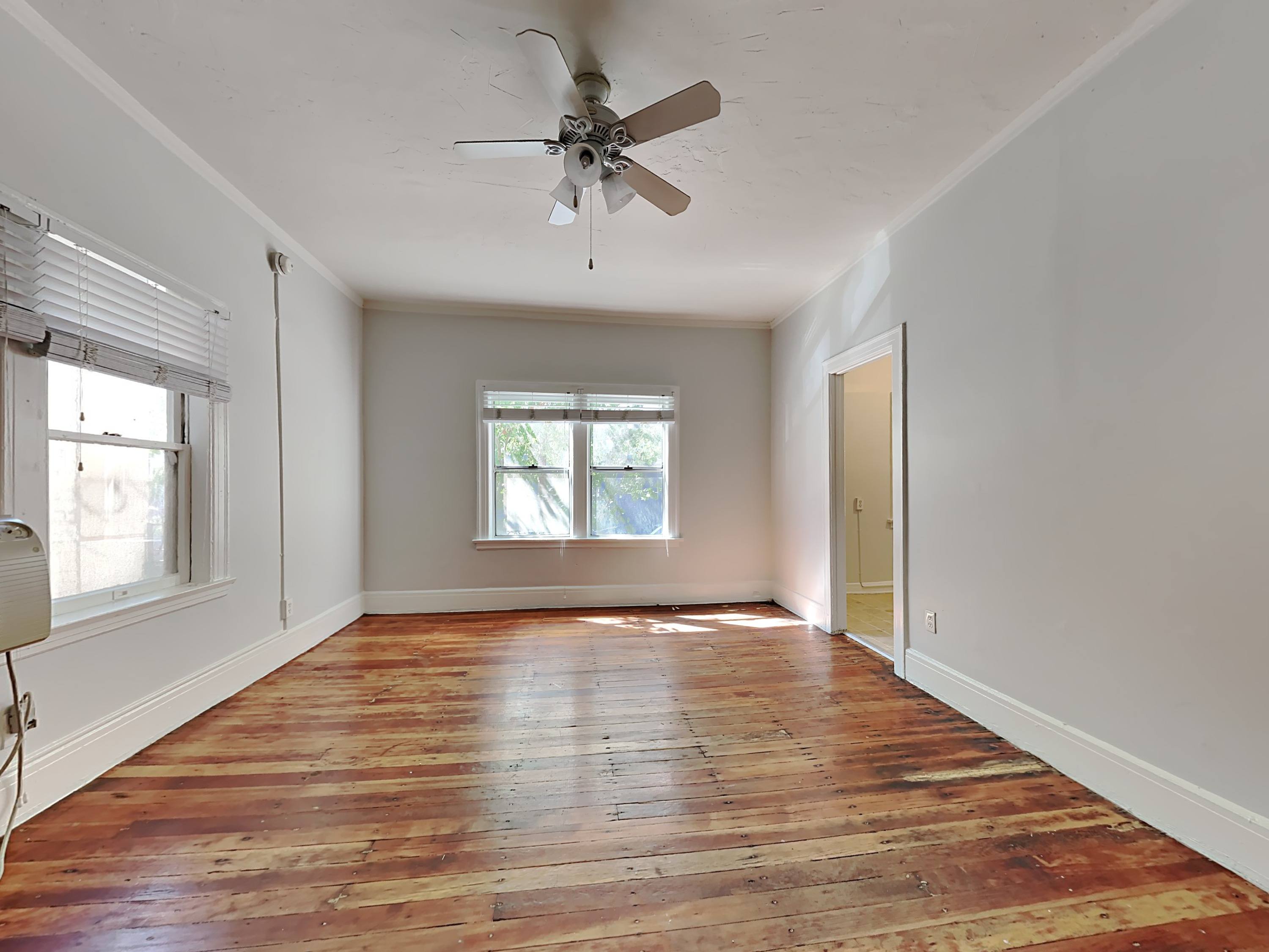 6434 Yucca Street – photo 5