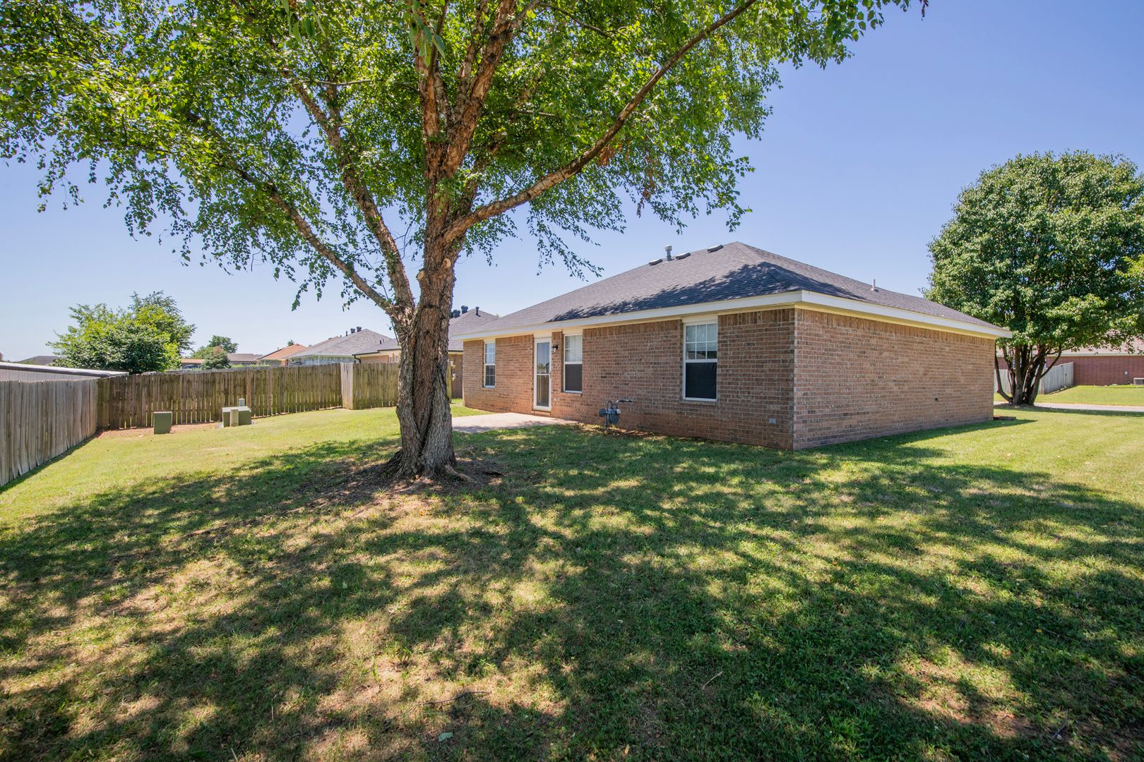 ***610 Maplewood*** – photo 4