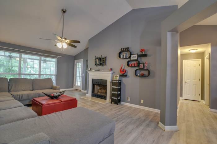 2301 North Cromwell Court – photo 2
