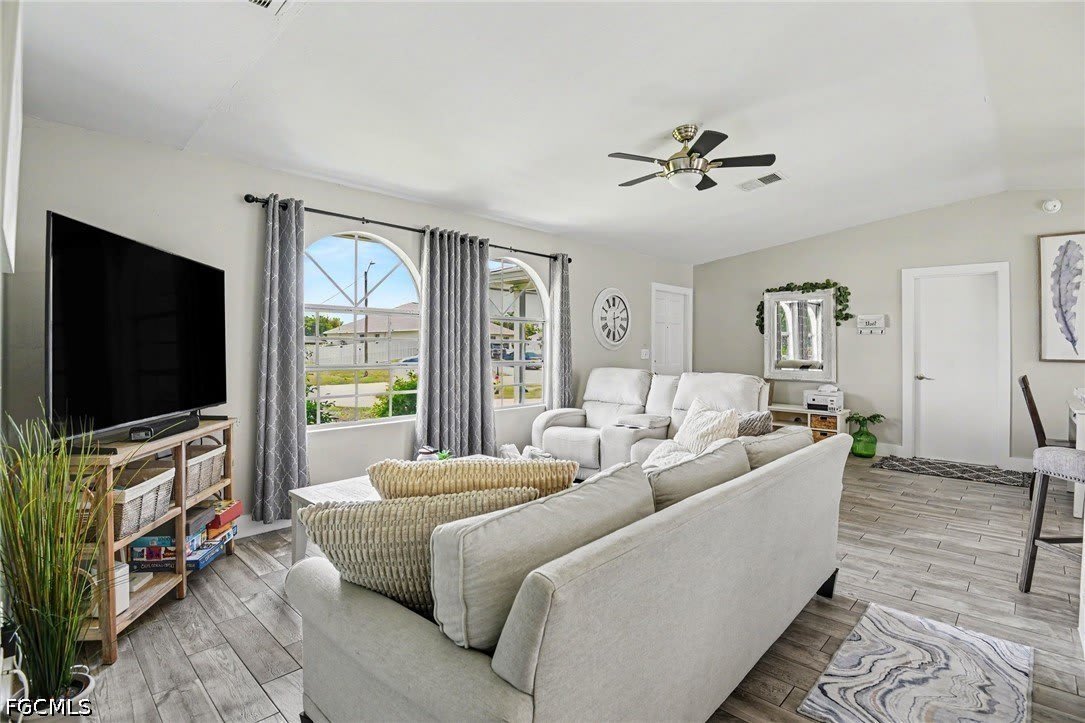 419 NW 7th Terrace – photo 3