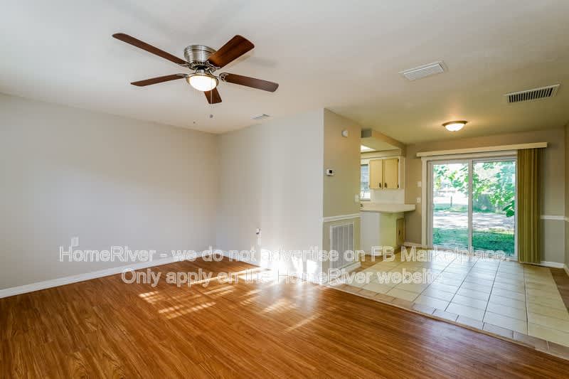 9135 Maynard Ave – photo 2