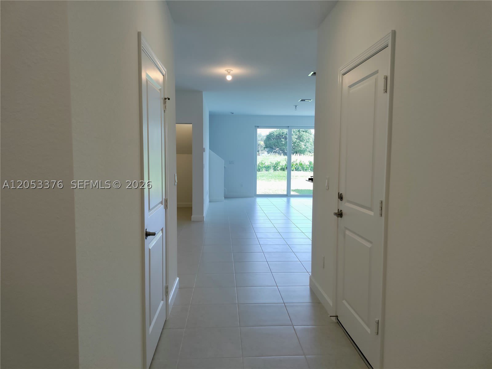 694 SE Lake Falls St – photo 5