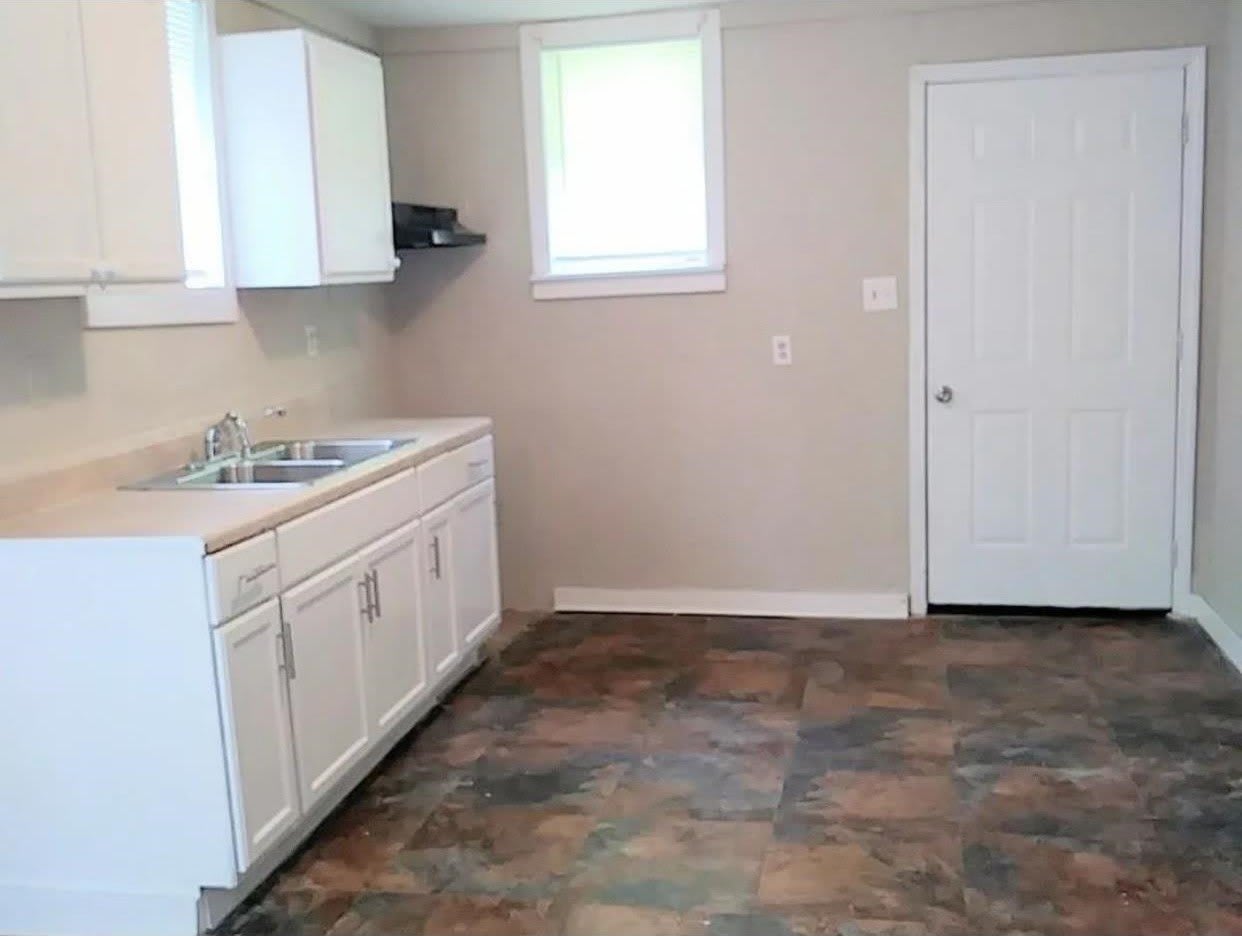 1008 WALK Rd – photo 5