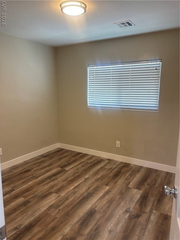 575 Primrose Hill Avenue – photo 5