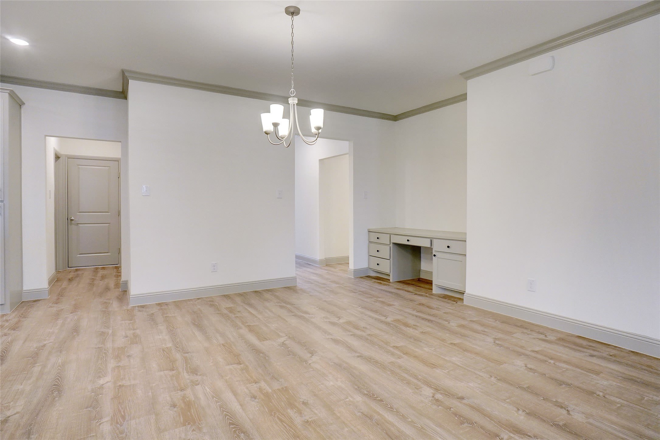 219 Community Drive – photo 3