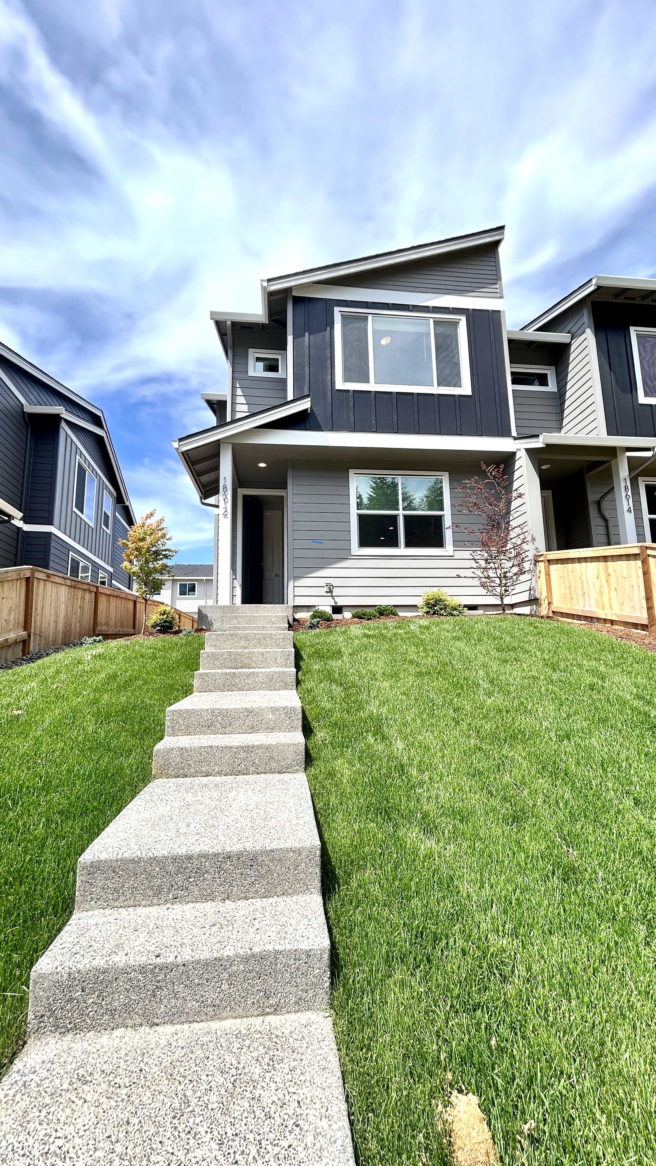 18612 Northeast 45Th Avenue – photo 2