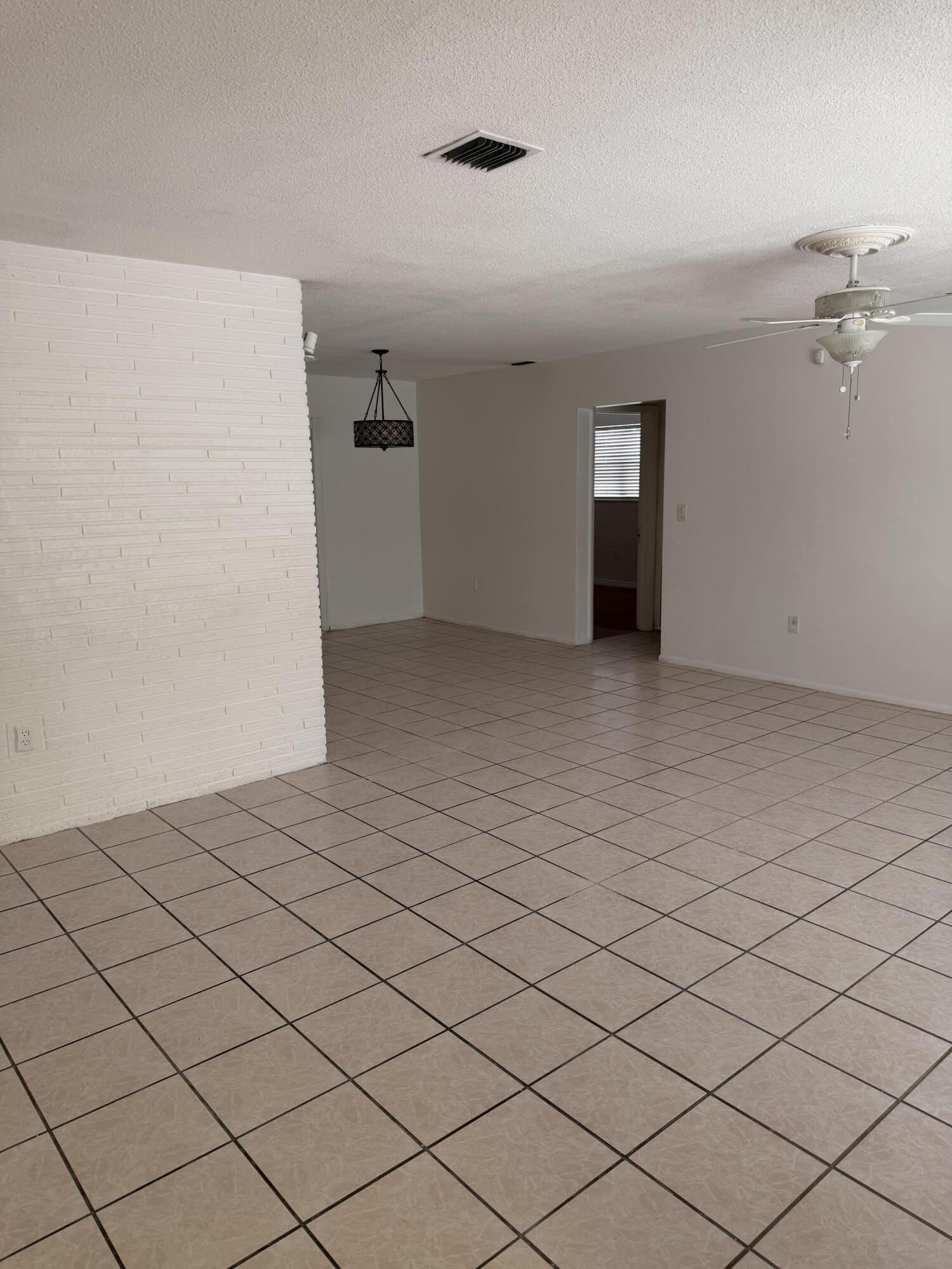 7648 Alhambra Boulevard – photo 4