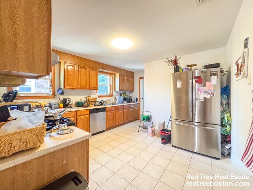 64 Colborne Rd. – photo 5
