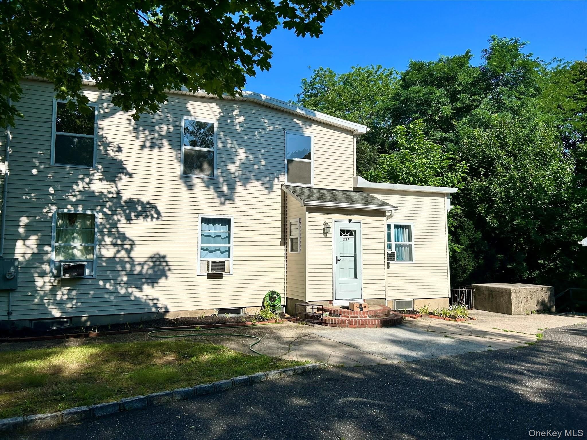 321 Canal Road – photo 2
