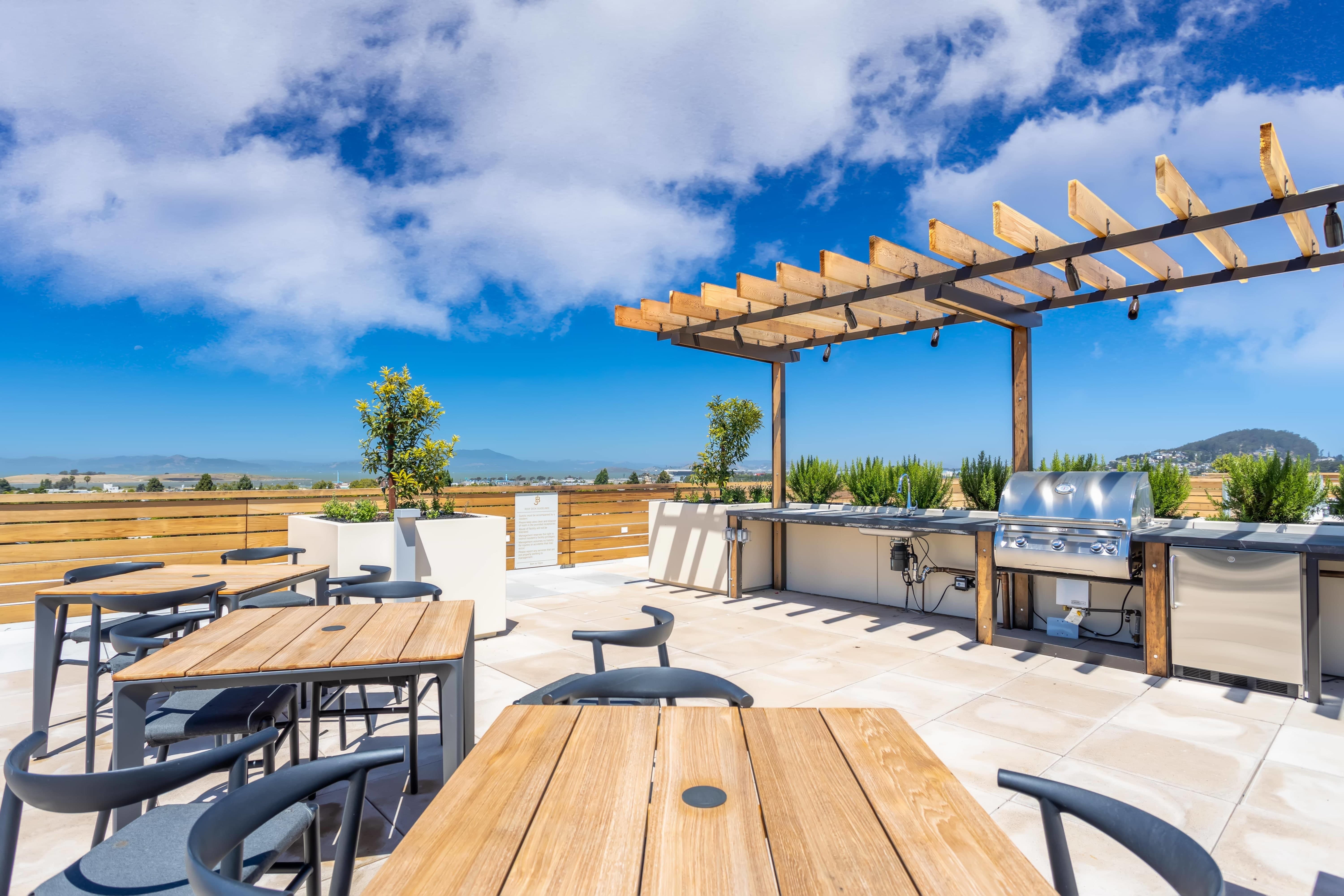 1806 Berkeley Way – photo 4