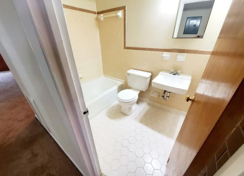 300 S Arther Ashe Blvd – photo 3