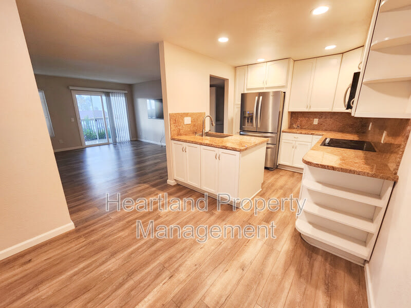 906 S Rancho Santa Fe Rd – photo 4