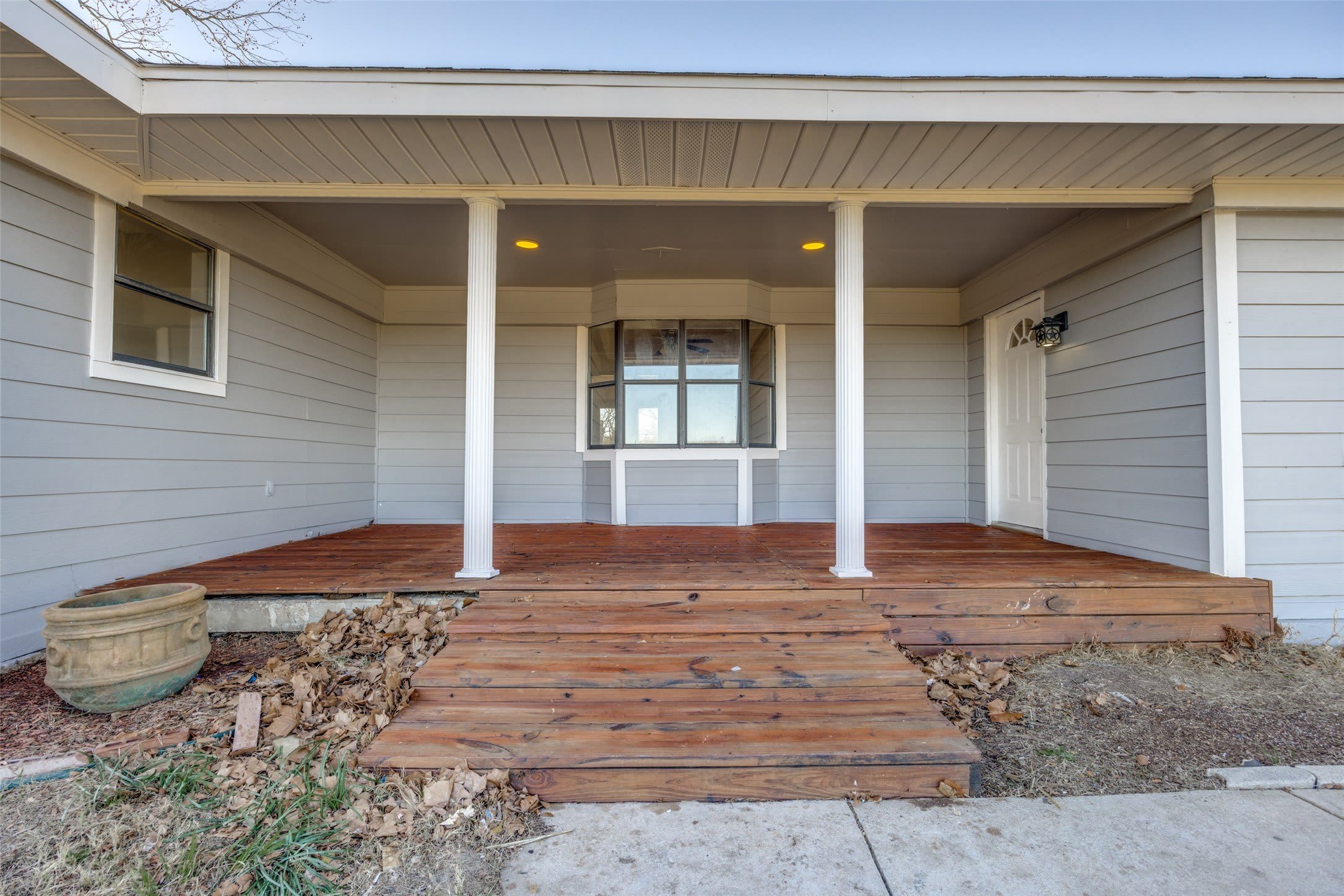 226 Glen Meadows Drive – photo 2