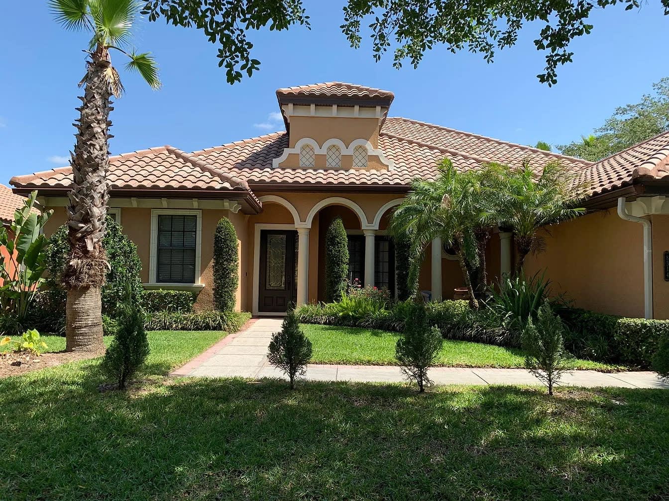 8314 Windsor Bluff Drive – photo 4