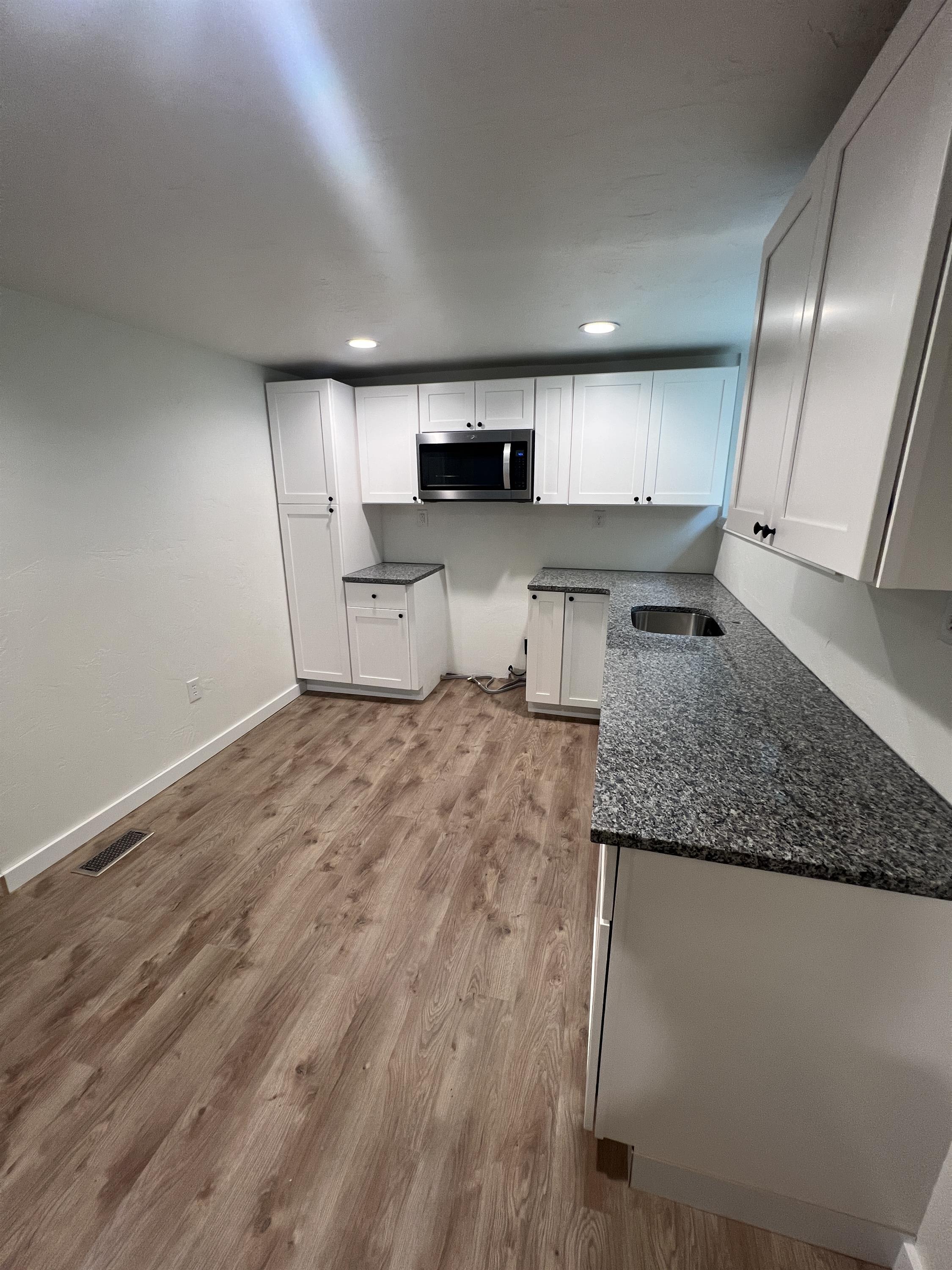 313 Brown Street – photo 2