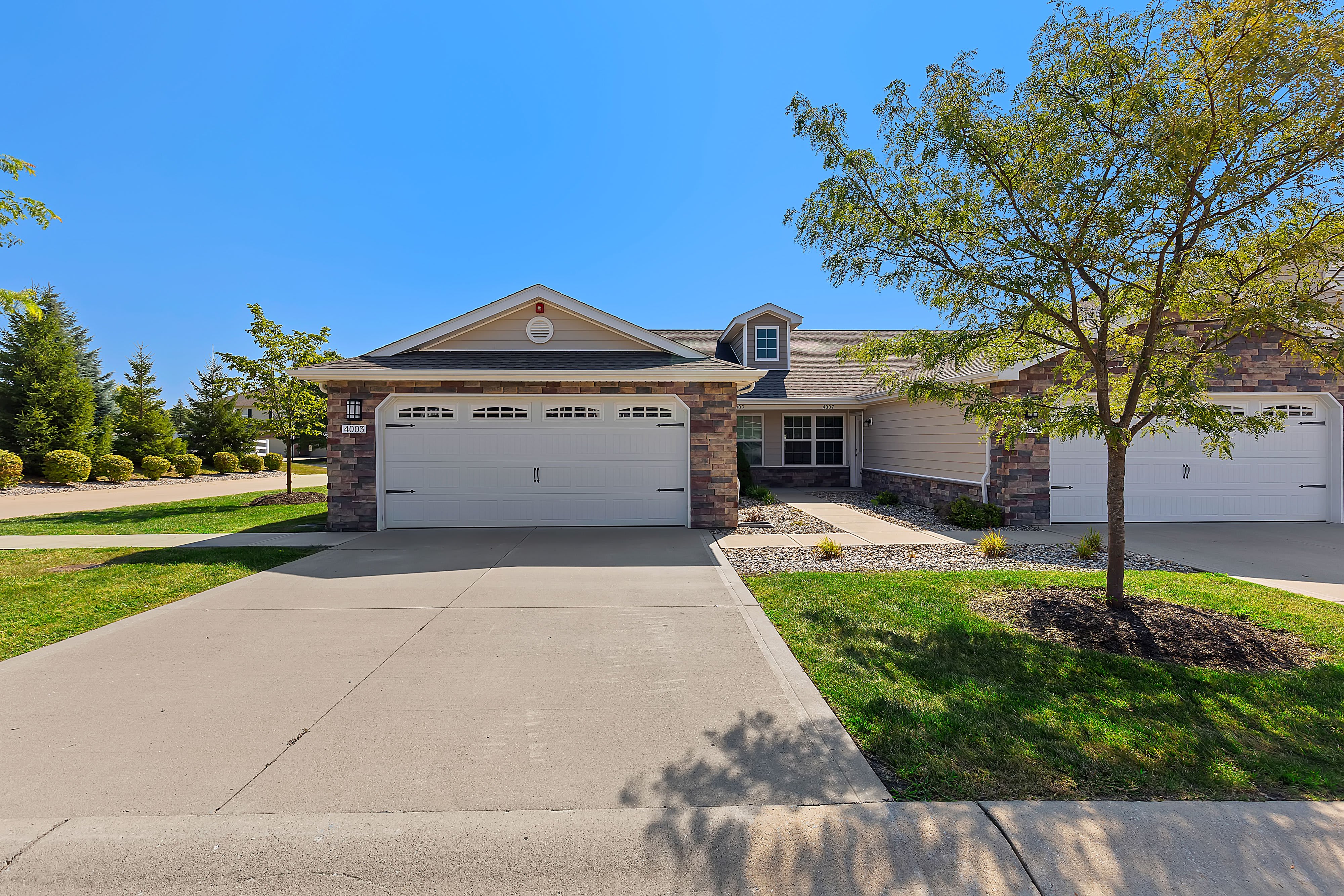 Redwood Westfield Myra Way – photo 2