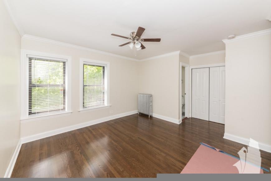 2537 N Seminary – photo 3