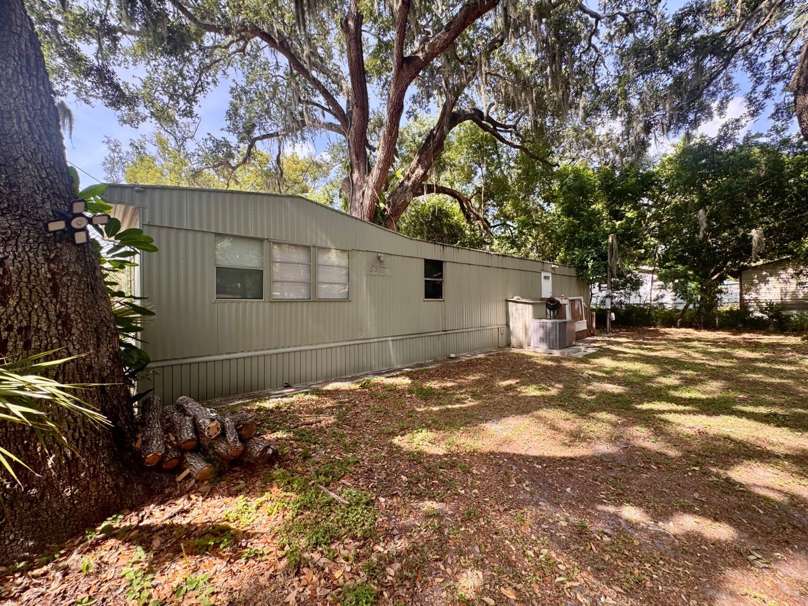 5811 Grey Street – photo 3