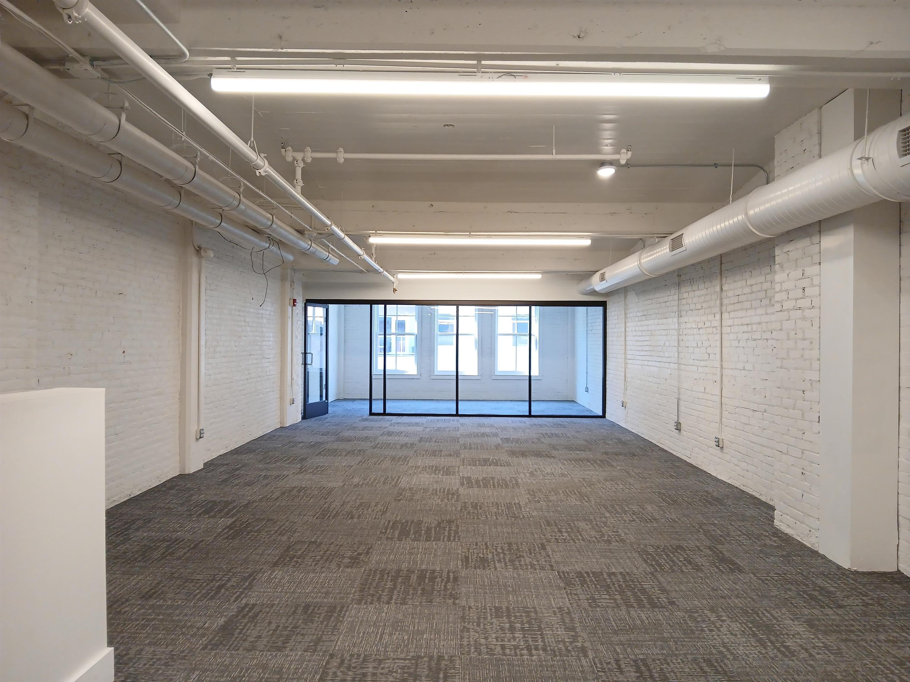 116 W Columbia Street – photo 3