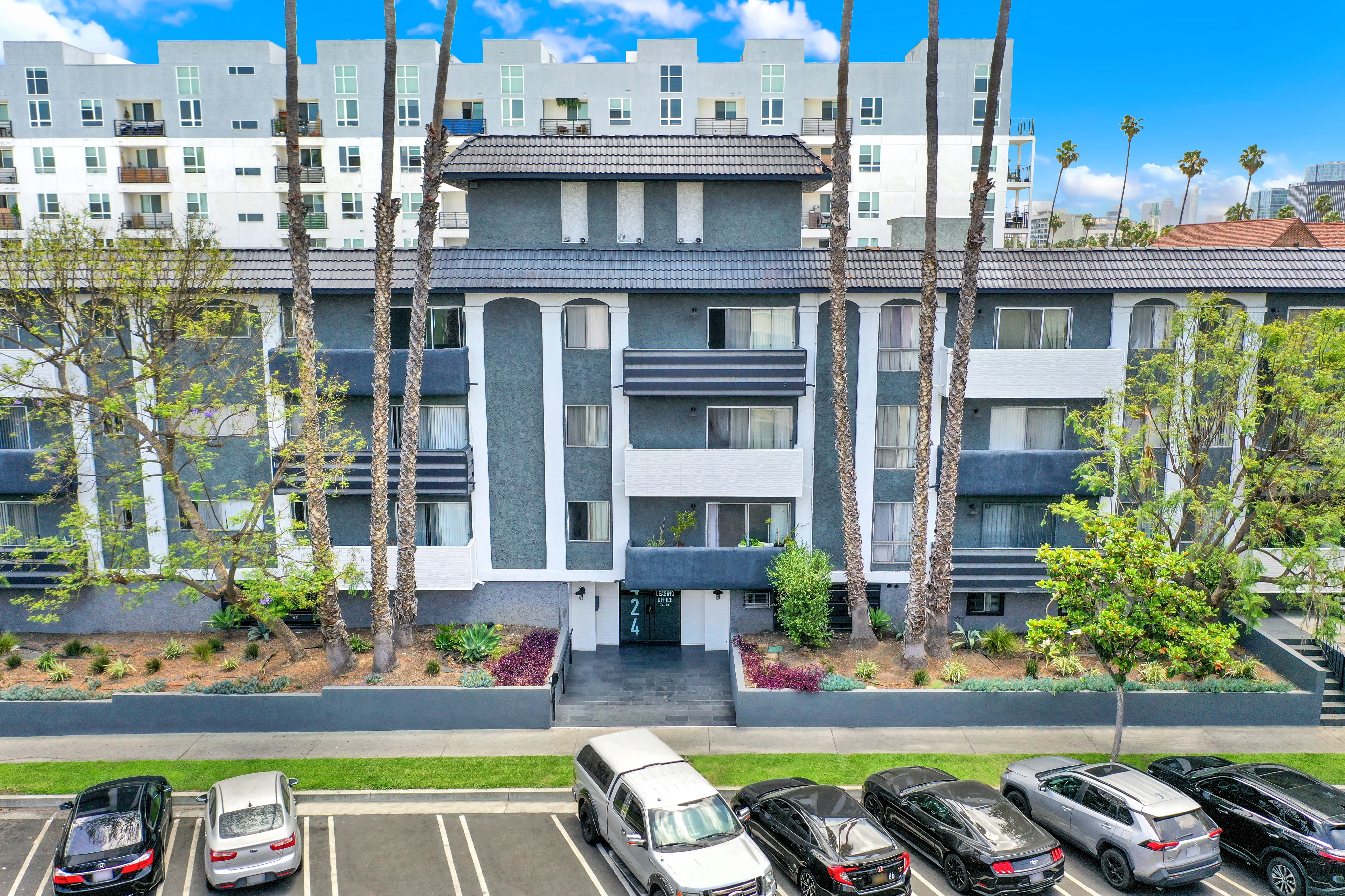 Victoria Apartments – photo 2