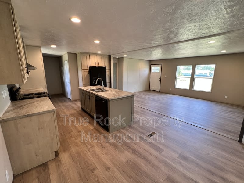 16406 County Road 1526 – photo 5