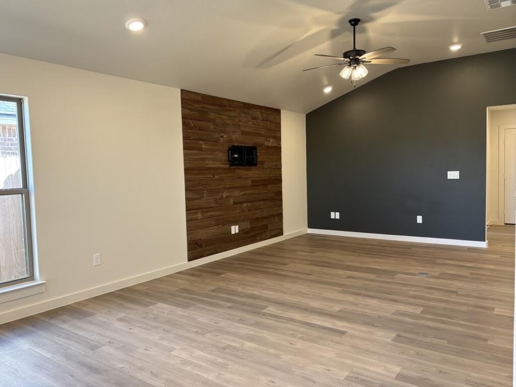 6237 Poppy Dr – photo 3