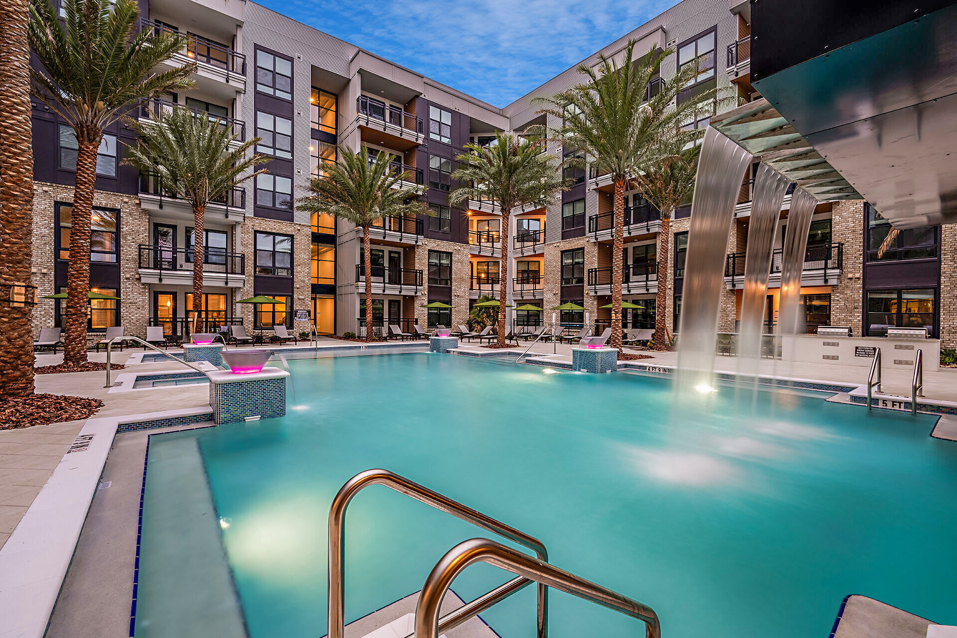 The Aston At Town Center – photo 4