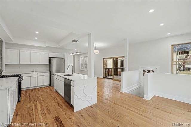1463 Baldwin Street – photo 3