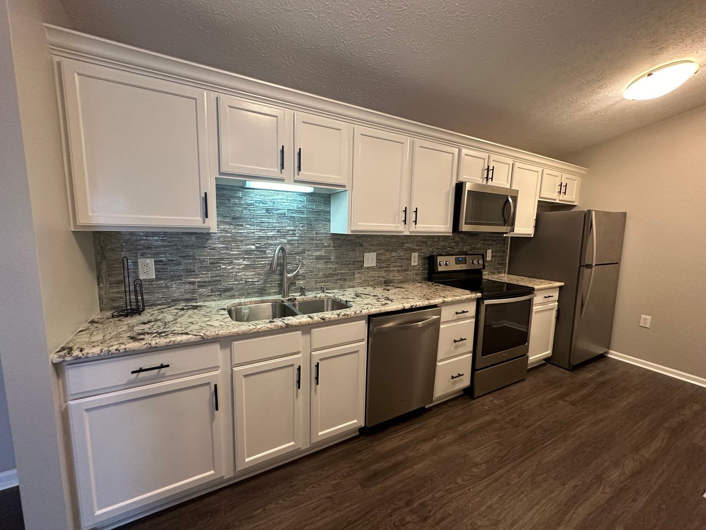 Worthington Glen Condo For Rent 2Br 2Ba With Garage And Bonus Room – photo 5