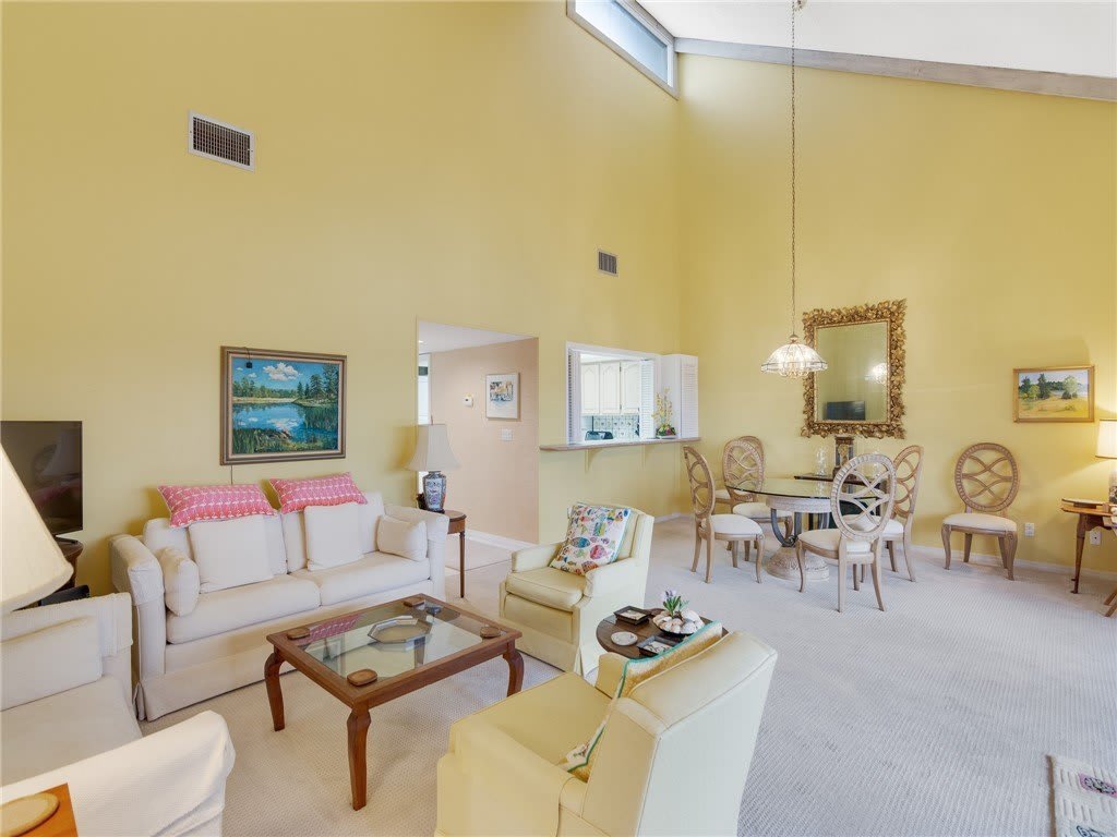 1880 Bay Road – photo 5