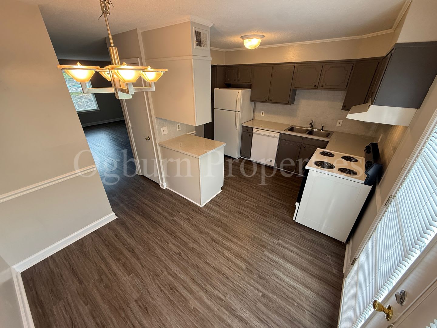 2350-E Bay Meadows Ct-2BR/1.5BA-Townhouse!!! – photo 5