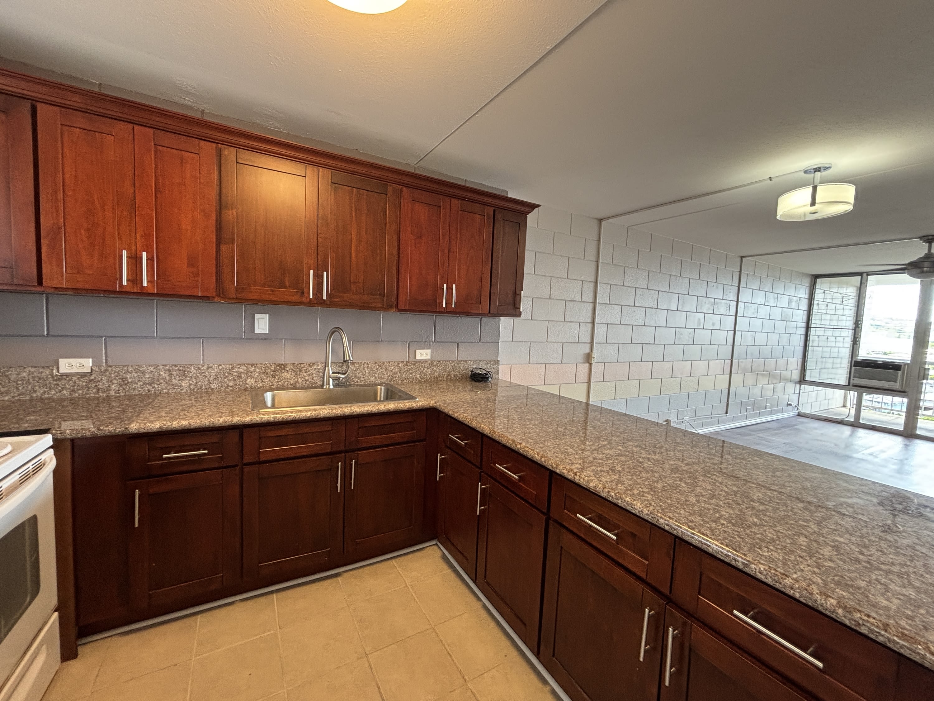 1320 Alexander Street 801 801 – photo 4