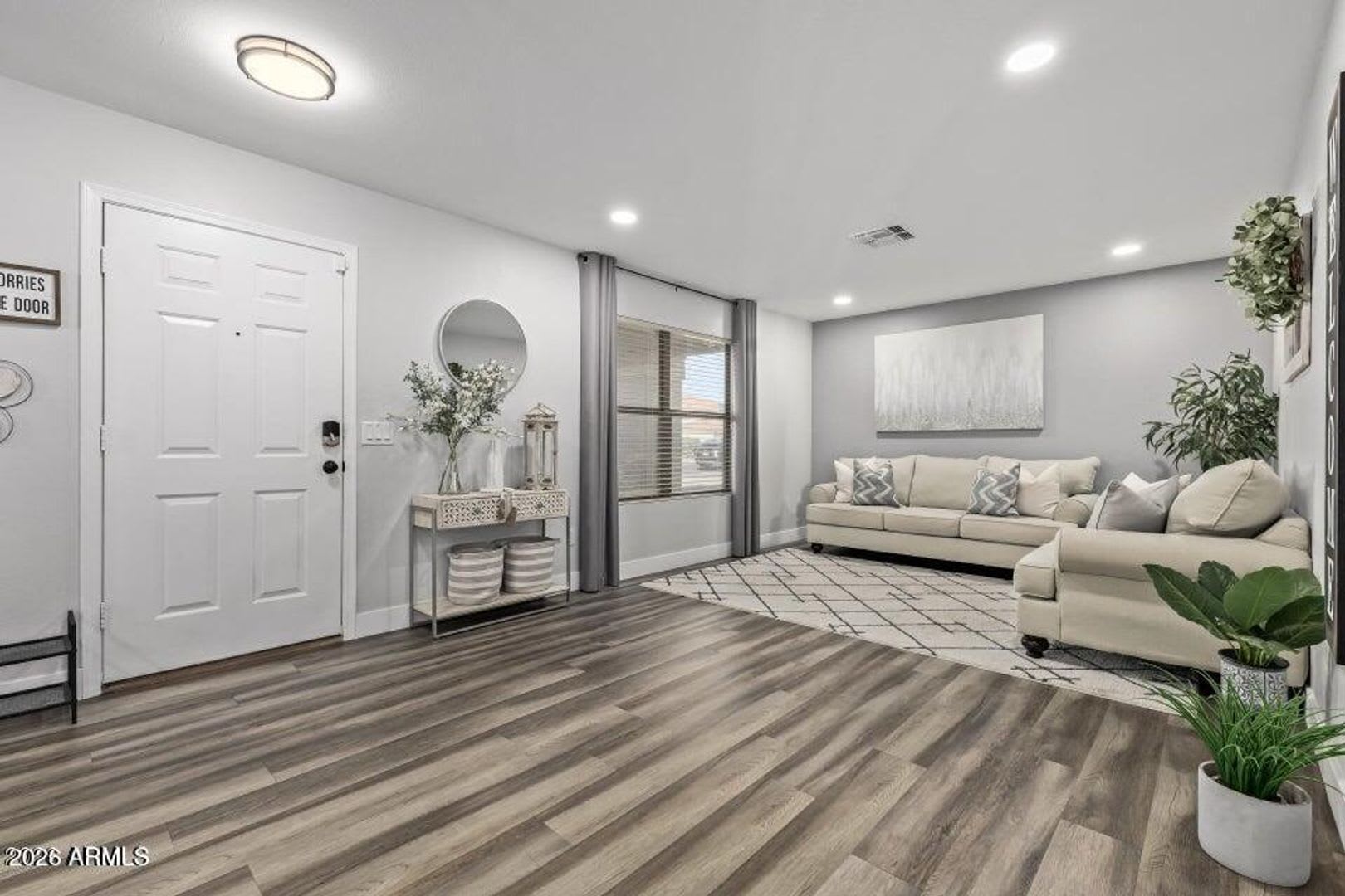 Beautifully remodeled 4 bedroom home! – photo 5