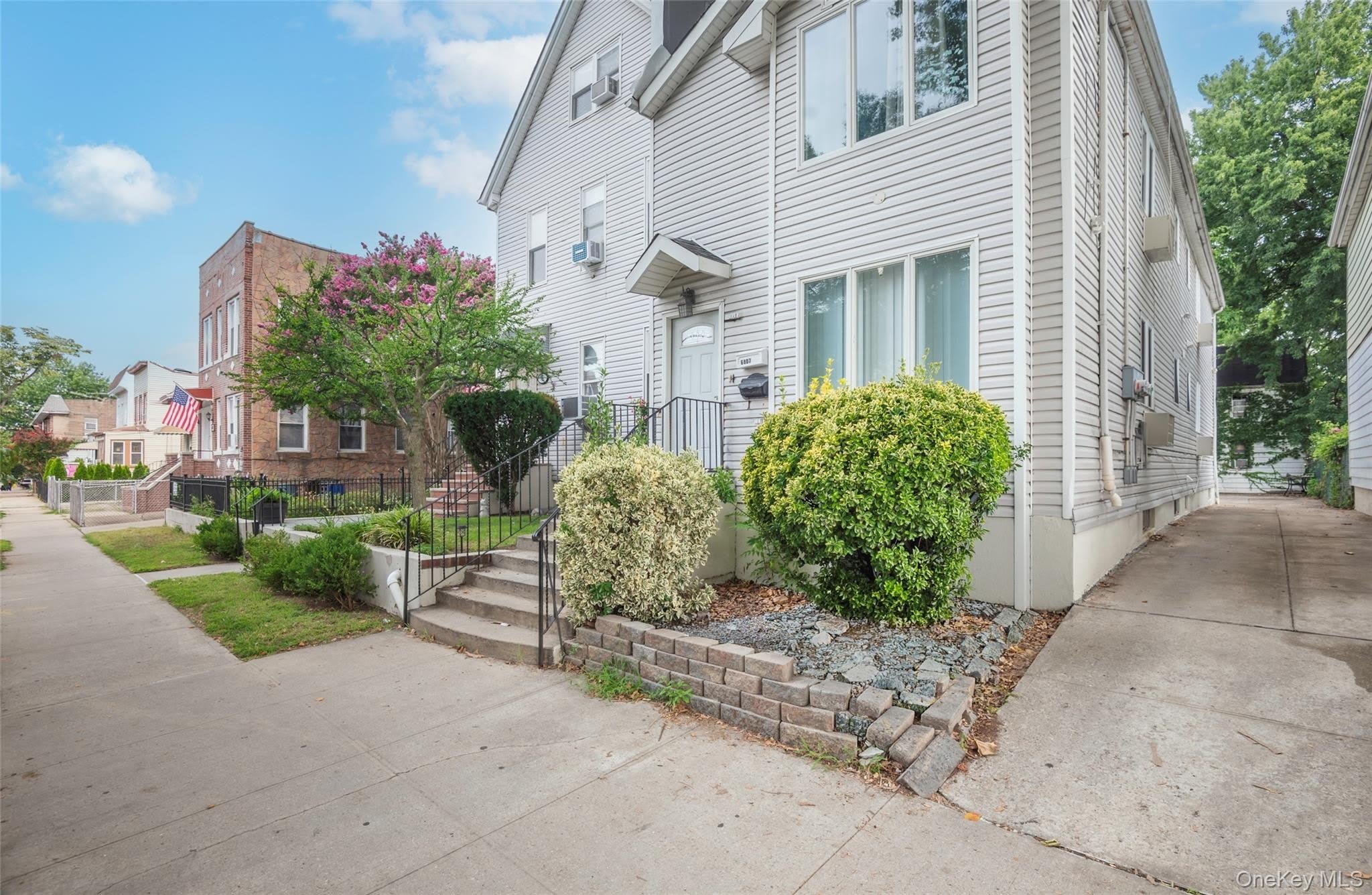 68-07 50th Avenue – photo 2