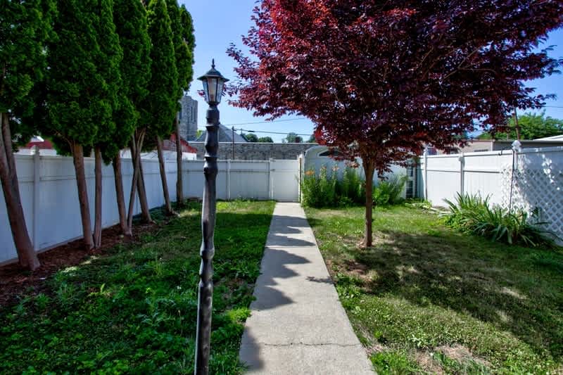 513 Locust Street – photo 4