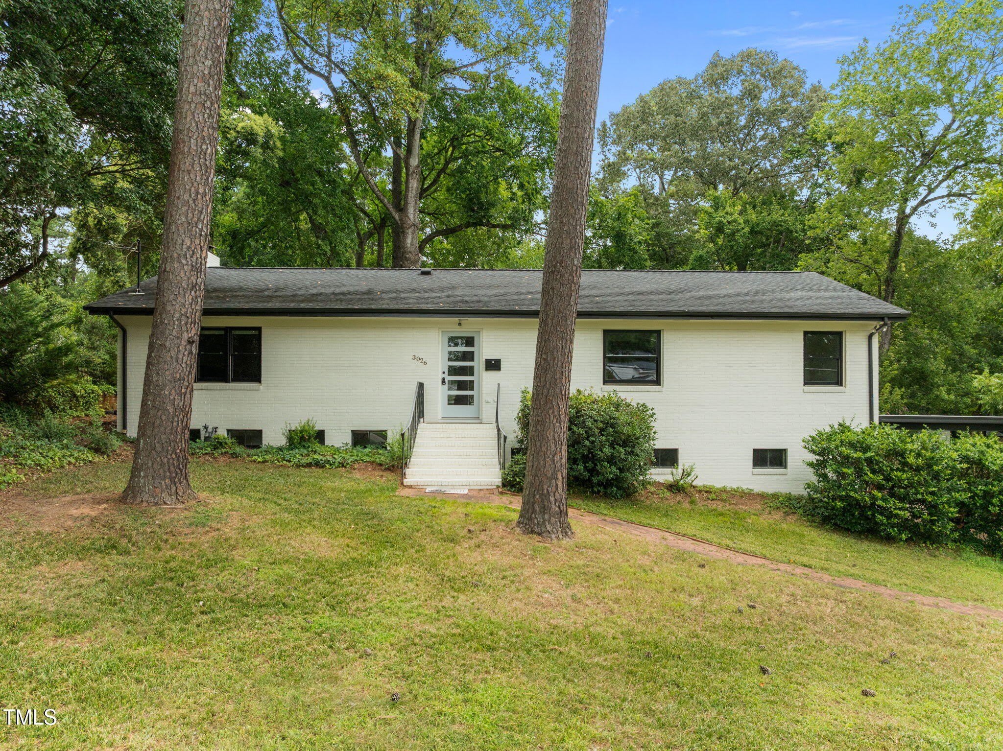 3026 Devonshire Drive – photo 1