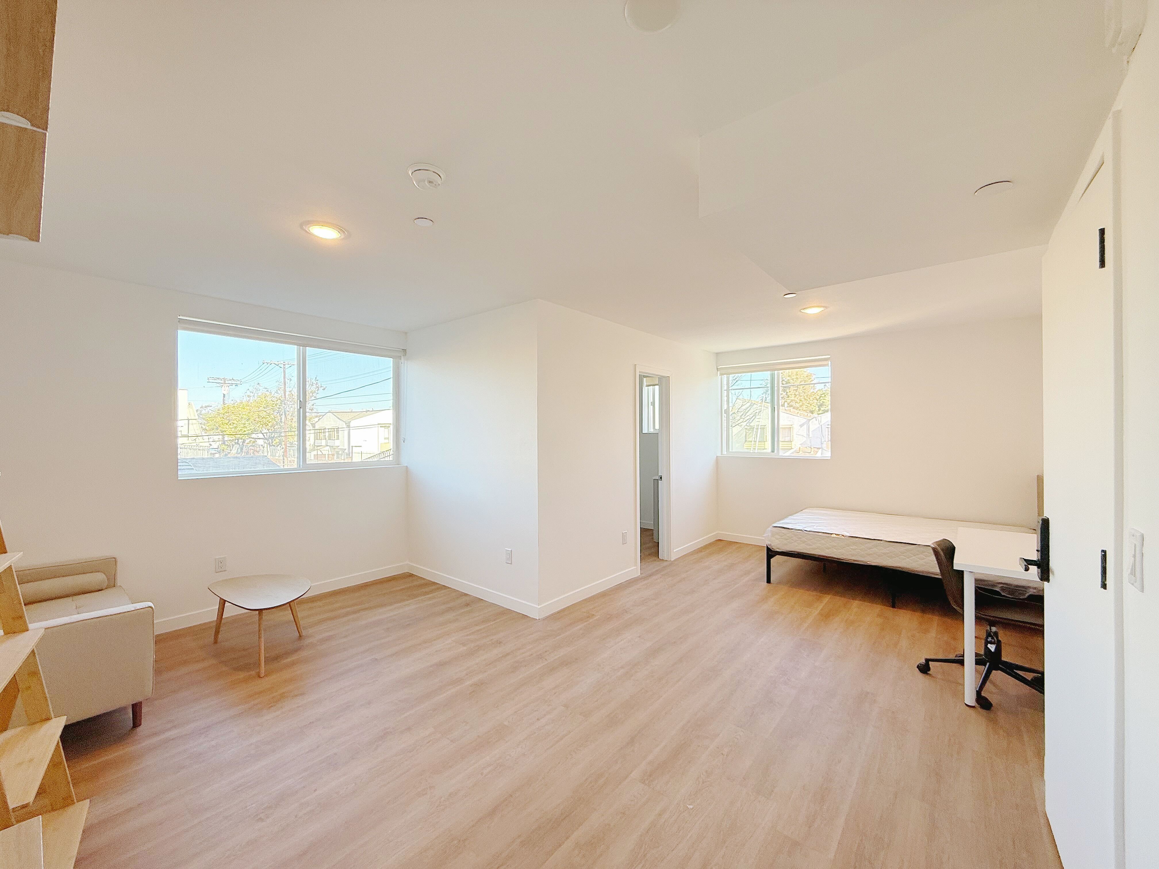2642 Brighton Avenue – photo 4