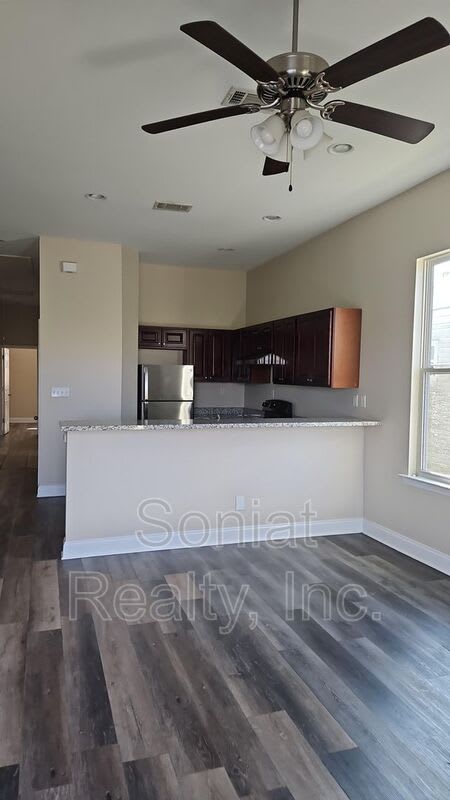 2513 Mazant Street – photo 3