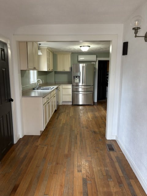 309 West Colorado Avenue – photo 3
