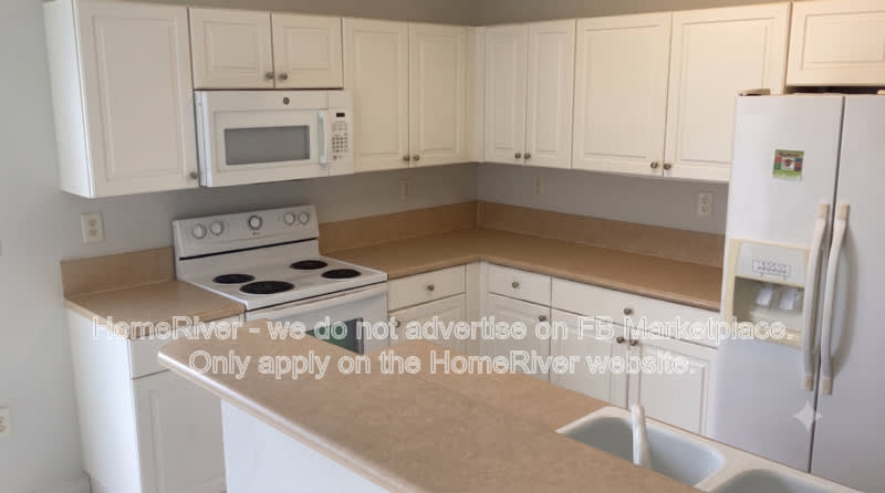 230 SE 29th Ave – photo 2
