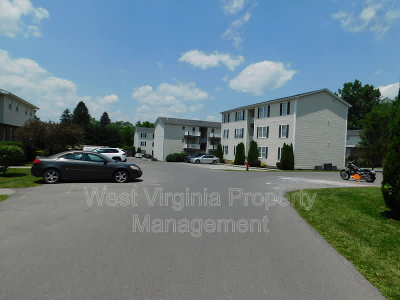 210 Cardinal Way – photo 2