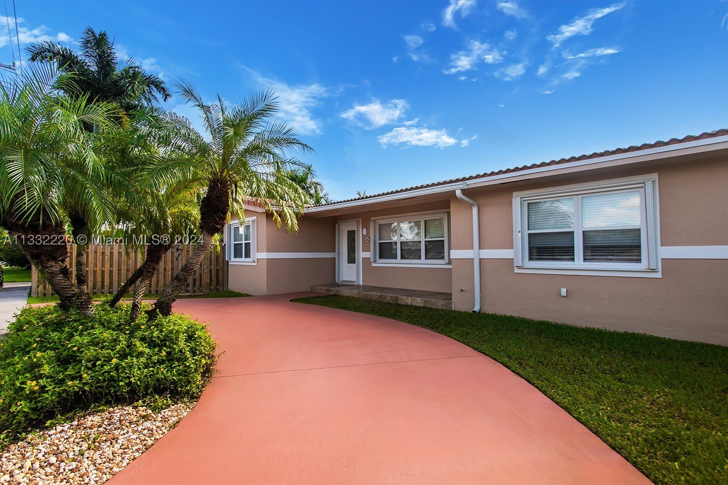 333 SE 3rd Ave – photo 5