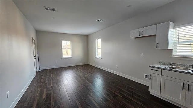 706 N Main Street – photo 5