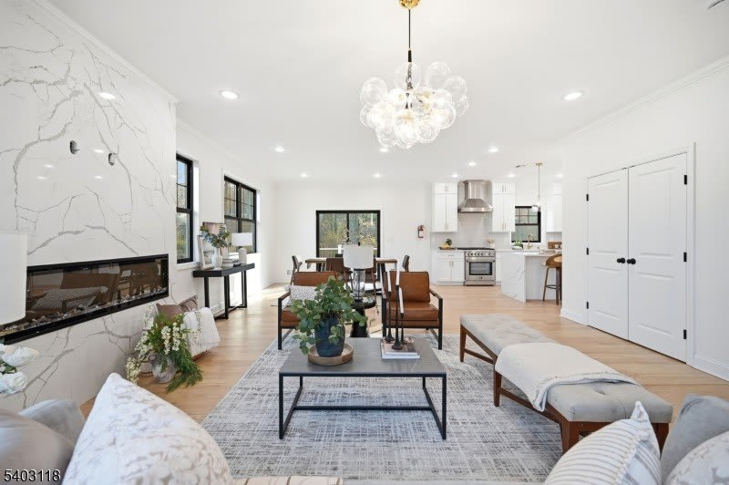 85 Kings Rd – photo 5