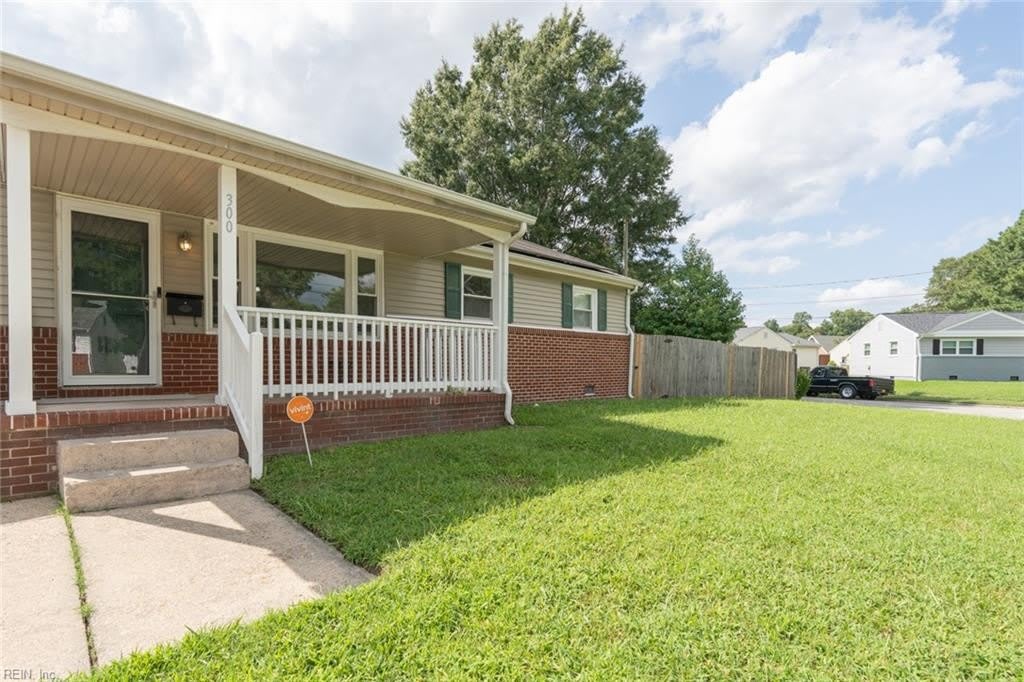 300 Daniel Way – photo 4