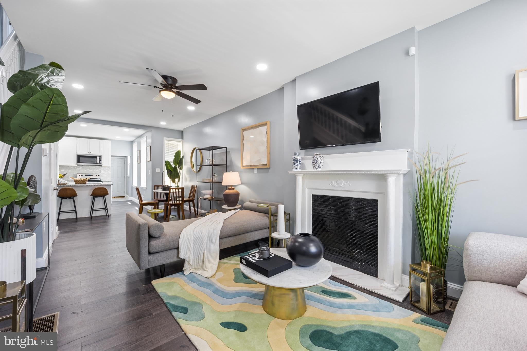1310 NARRAGANSETT Street – photo 4