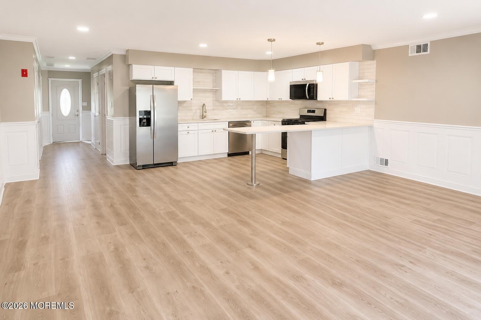 75 E Washington Street – photo 5