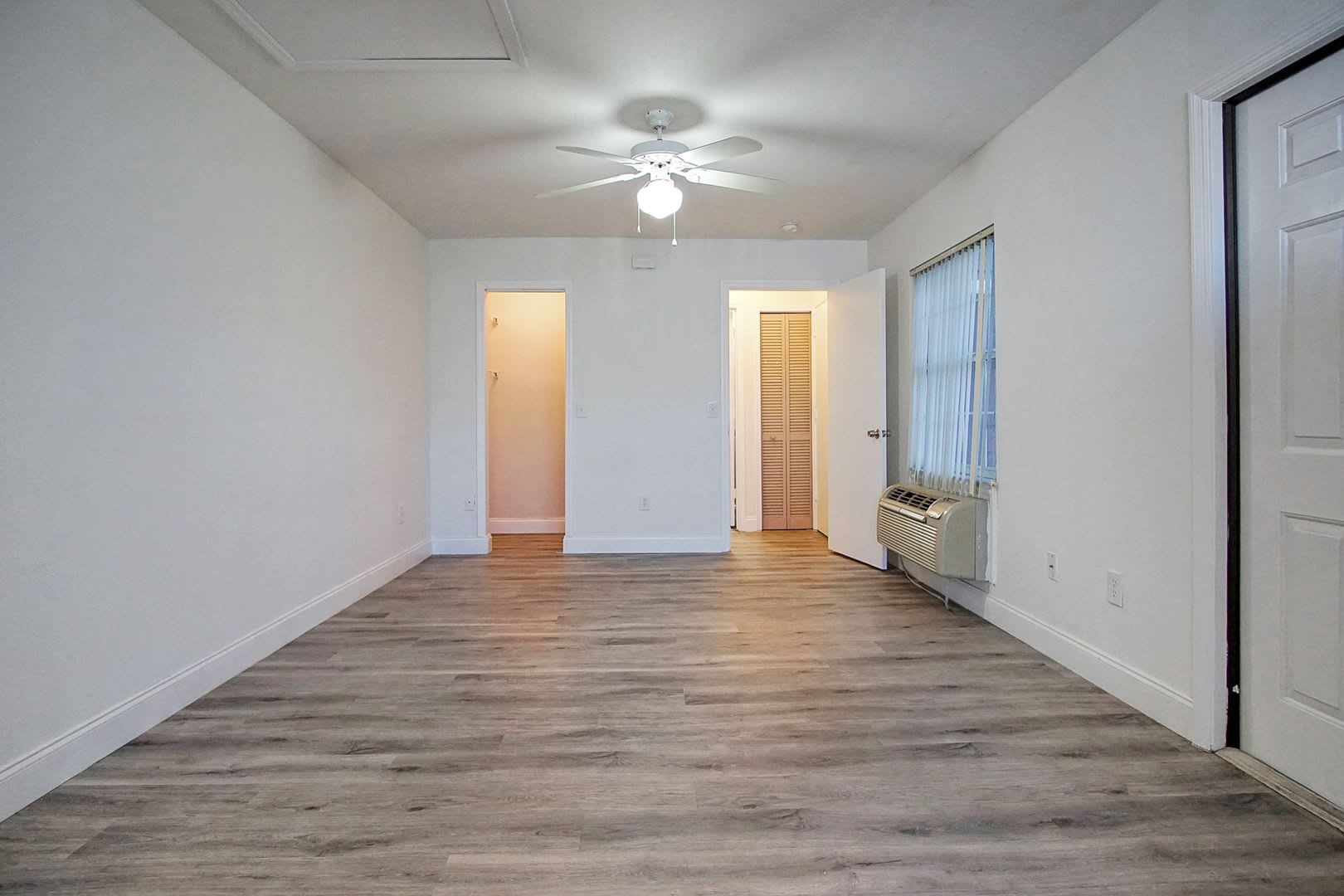 Studio In Davenport Now Available – photo 3
