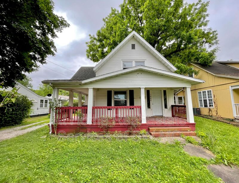 1440 E Mcdaniel – photo 1